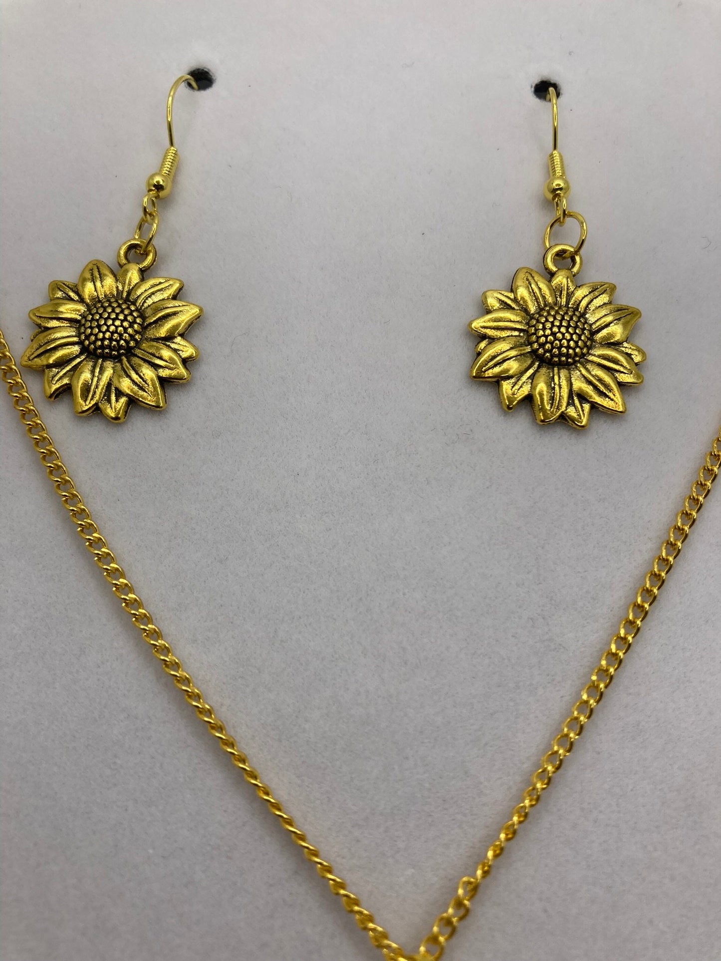 Gold Bee and Flower Necklace and Earring w Rhinestone Trim with Specialty Chain. Jewelry for outdoors, nature lovers Set 2